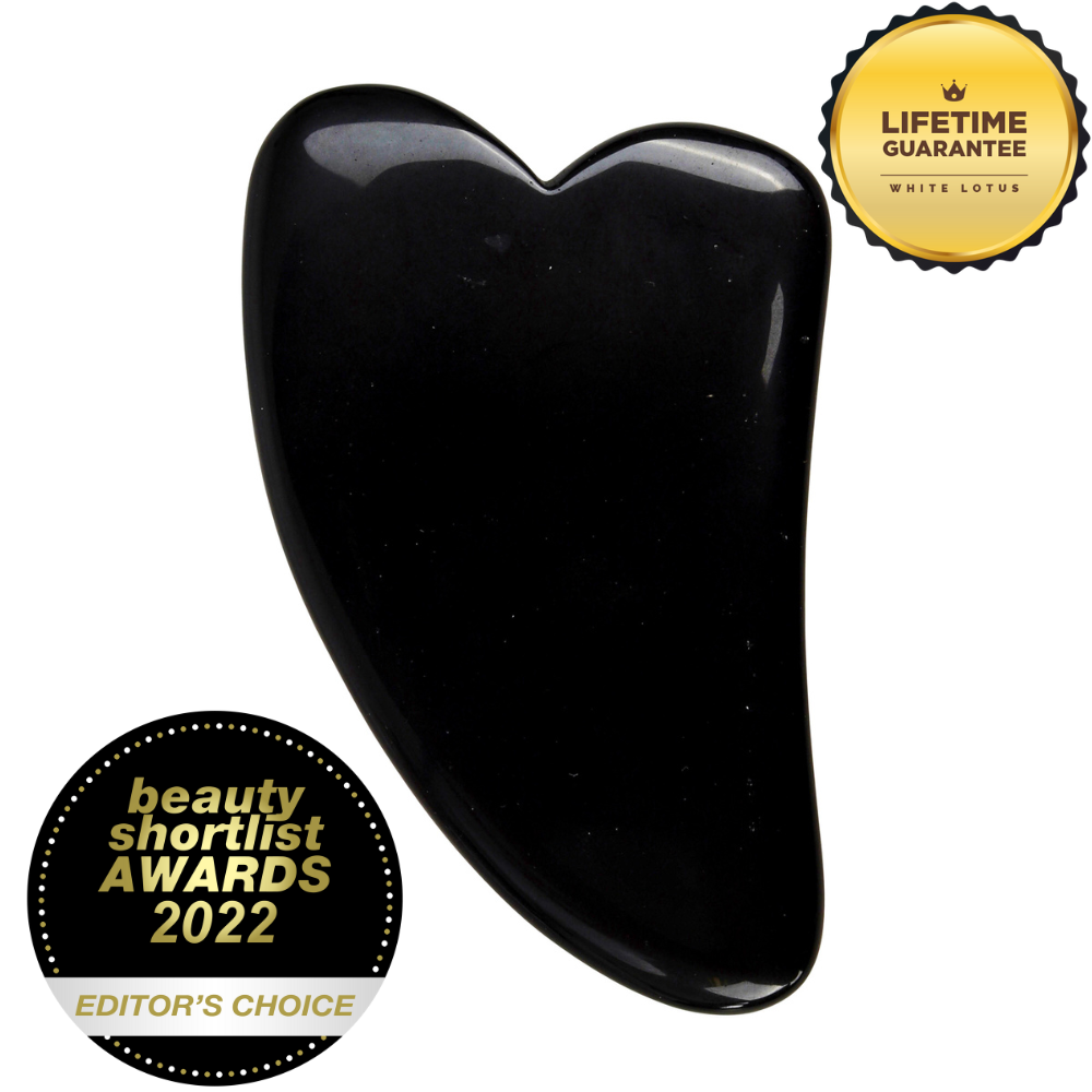 Gua Sha en Tourmaline - Cristal Naturel Sans Produits Chimiques dans une Boîte Doublée de Soie Signature