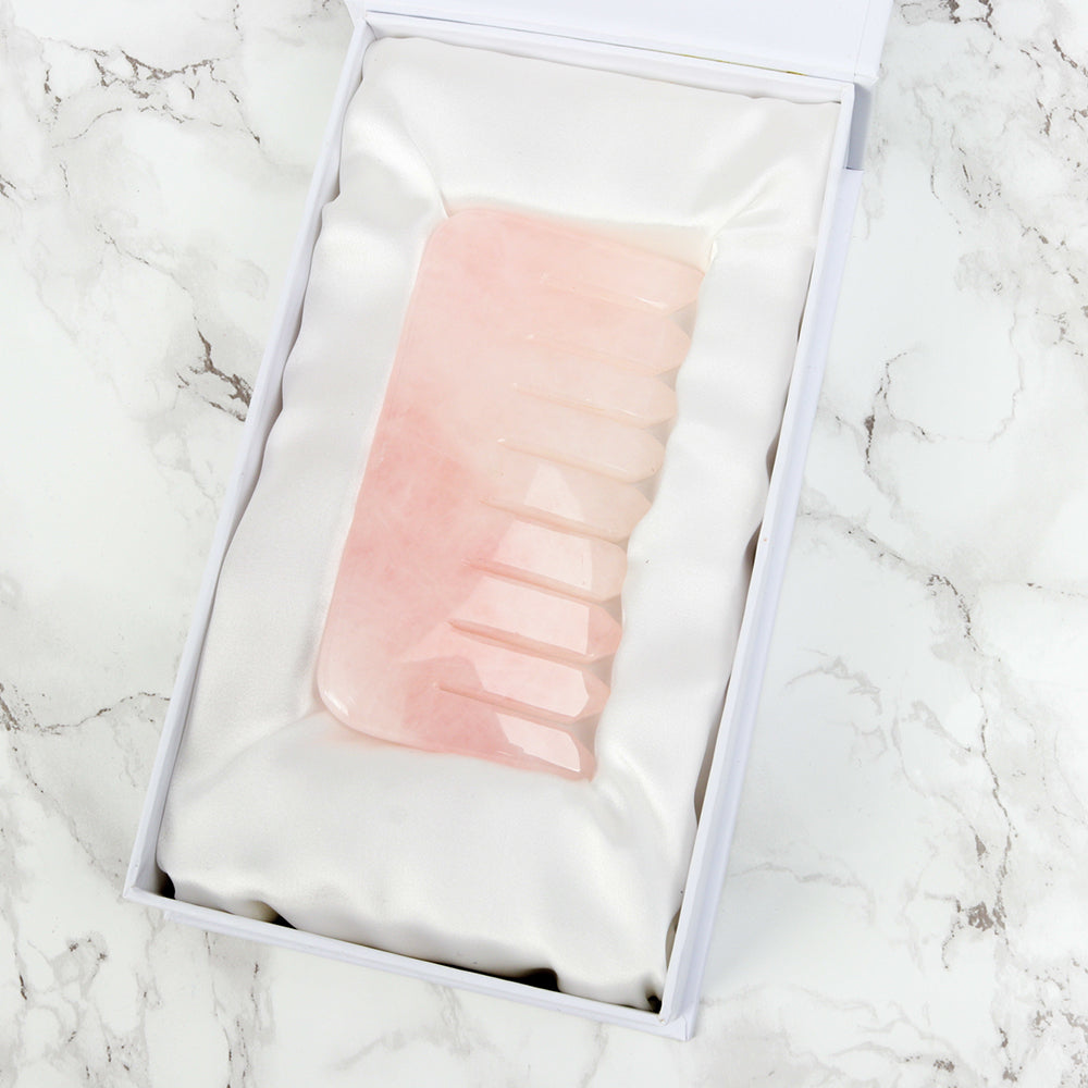 Peigne en Quartz Rose - Cristal Naturel Sans Produits Chimiques dans une Boîte Doublée de Soie Signature
